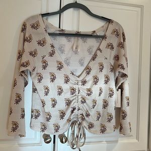 Anthropologie Sabrina Cinched Top Size Large NWT Neutral Floral 3/4 Sleeves